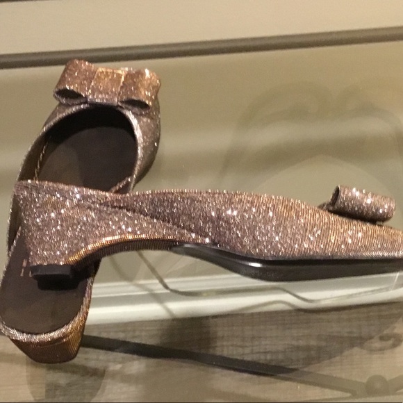 Stuart Weitzman slide Sandal Candy Silver Metallic. Glitter toe Bow Peep Toe 7N - Picture 8 of 10